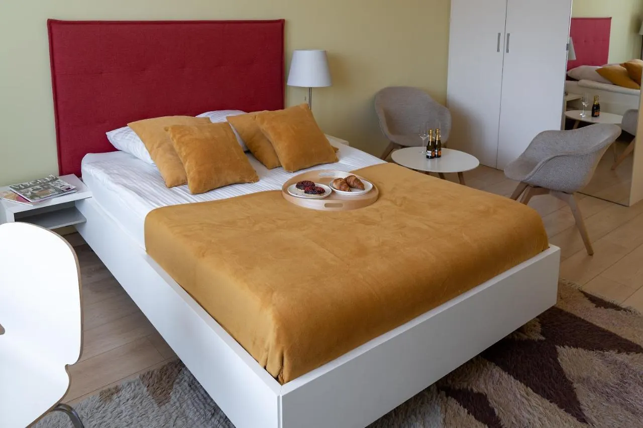 Aparthotel Happy House Apartamenty Krakow Poland